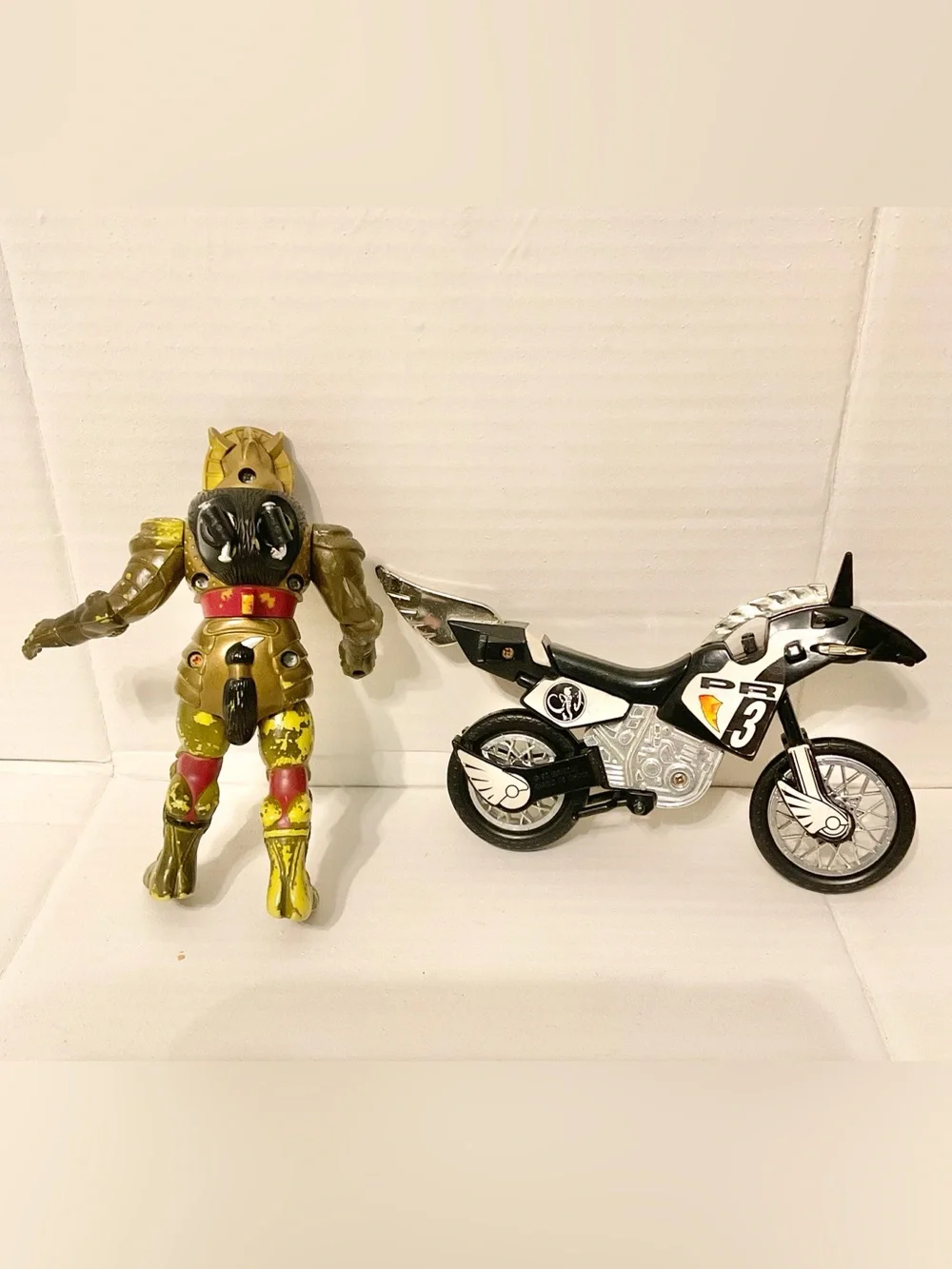 Mighty Morphine Power Rangers Vintage 1994 Bandai Action Figure & Motorcycle